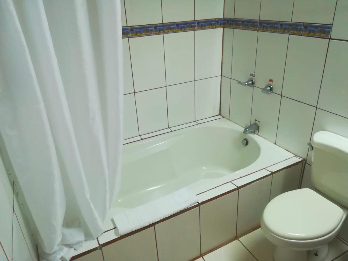 Hotel Bosque Verde Lodge Monteverde Екстер'єр фото